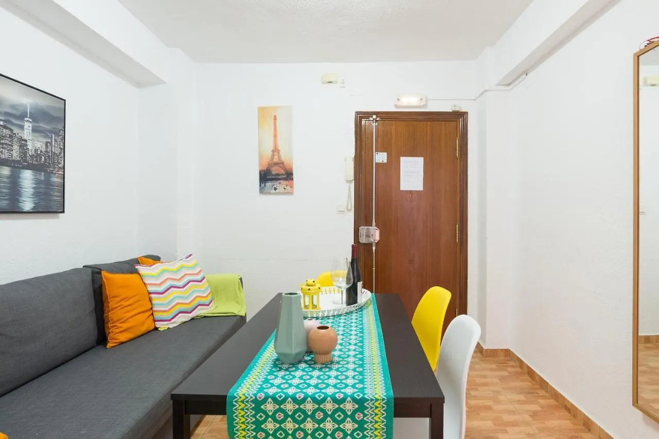 Marques de Larios Plaza Las Flores PARKING GRATIS Apartamento Málaga 0*,  España